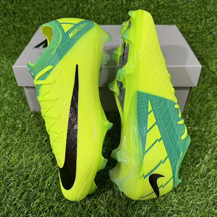 Mercurial Vapor XV Elite FG Air Zoom soccer cleats, sizes 39 to 45. 7