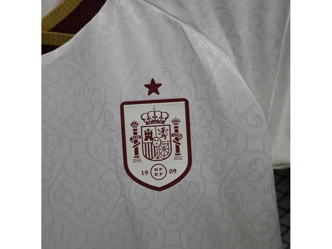 Camisa de Futebol Feminina da Espanha para a Temporada 2026 - Modelo Visitante 7