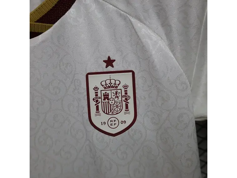 Camisa de Futebol Feminina da Espanha para a Temporada 2026 - Modelo Visitante 7