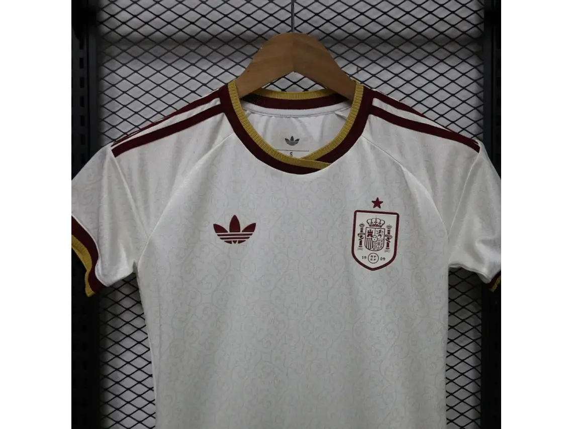 Camisa de Futebol Feminina da Espanha para a Temporada 2026 - Modelo Visitante 3