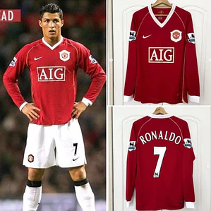 Camisa Retrô de Manga Comprida do Manchester United 2006/07 - RONALDO #7