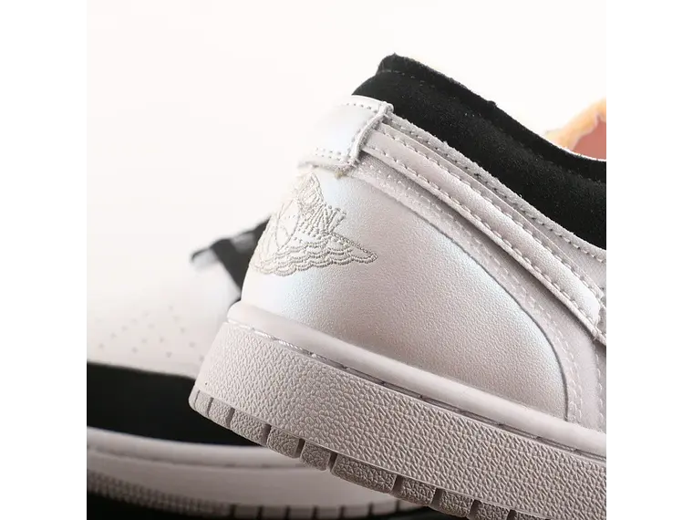 Air Jordan 1 Retro Low DN1635 102 - Estilo Icónico - 36 ao 46 3
