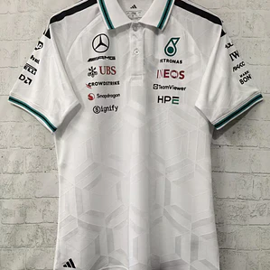 Polo Mercedes F1 2026 - Edição Oficial da Equipa