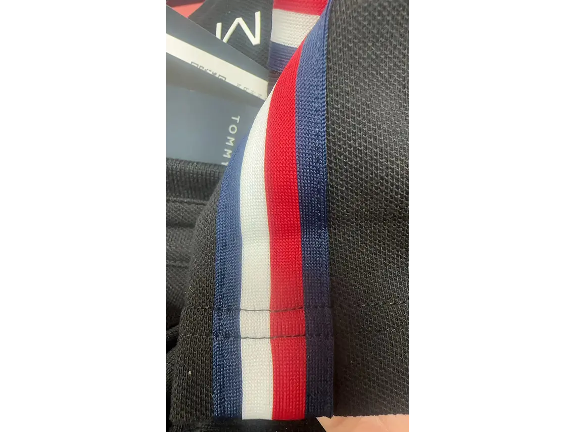 Polo Cadillac F1 Team 2026 - Edição Oficial Tommy Hilfiger 7