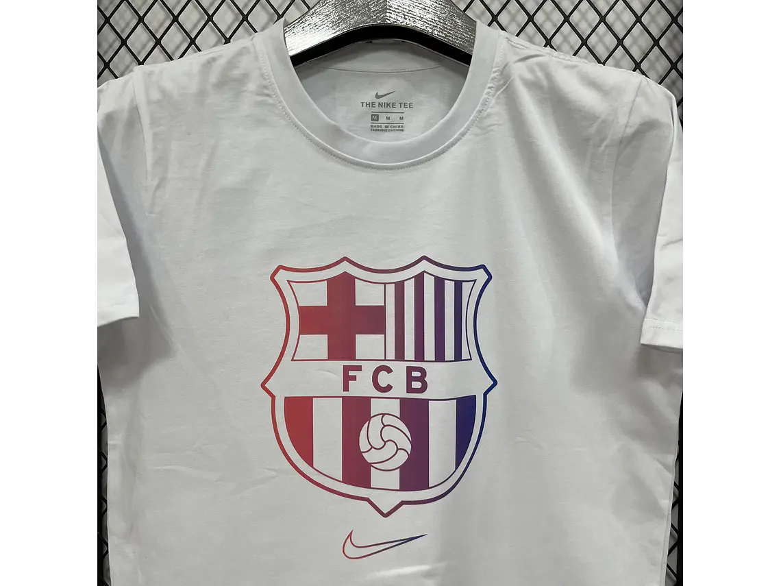 T-shirt Casual Nike Barcelona - Estilo e Paixão Culé 3