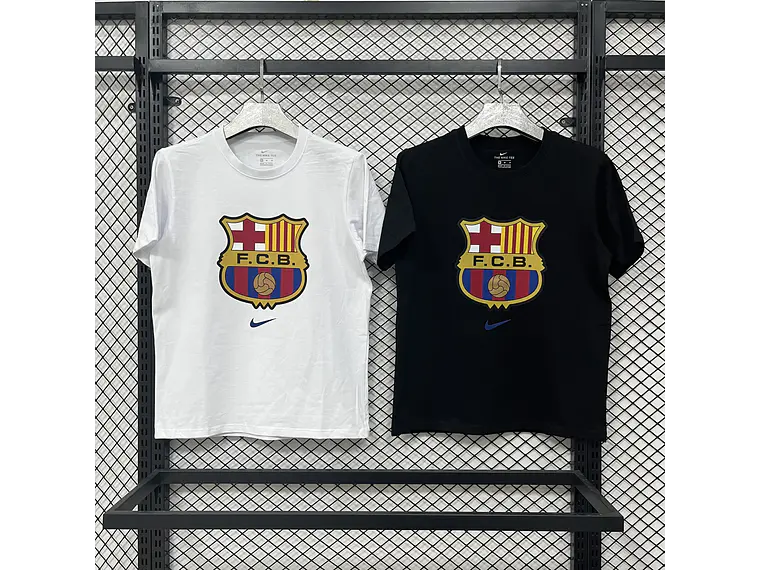 T-shirt Casual Nike Barcelona - Estilo e Paixão Culé  1