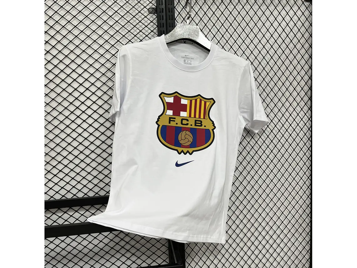 T-shirt Casual Nike Barcelona - Estilo e Paixão Culé  3