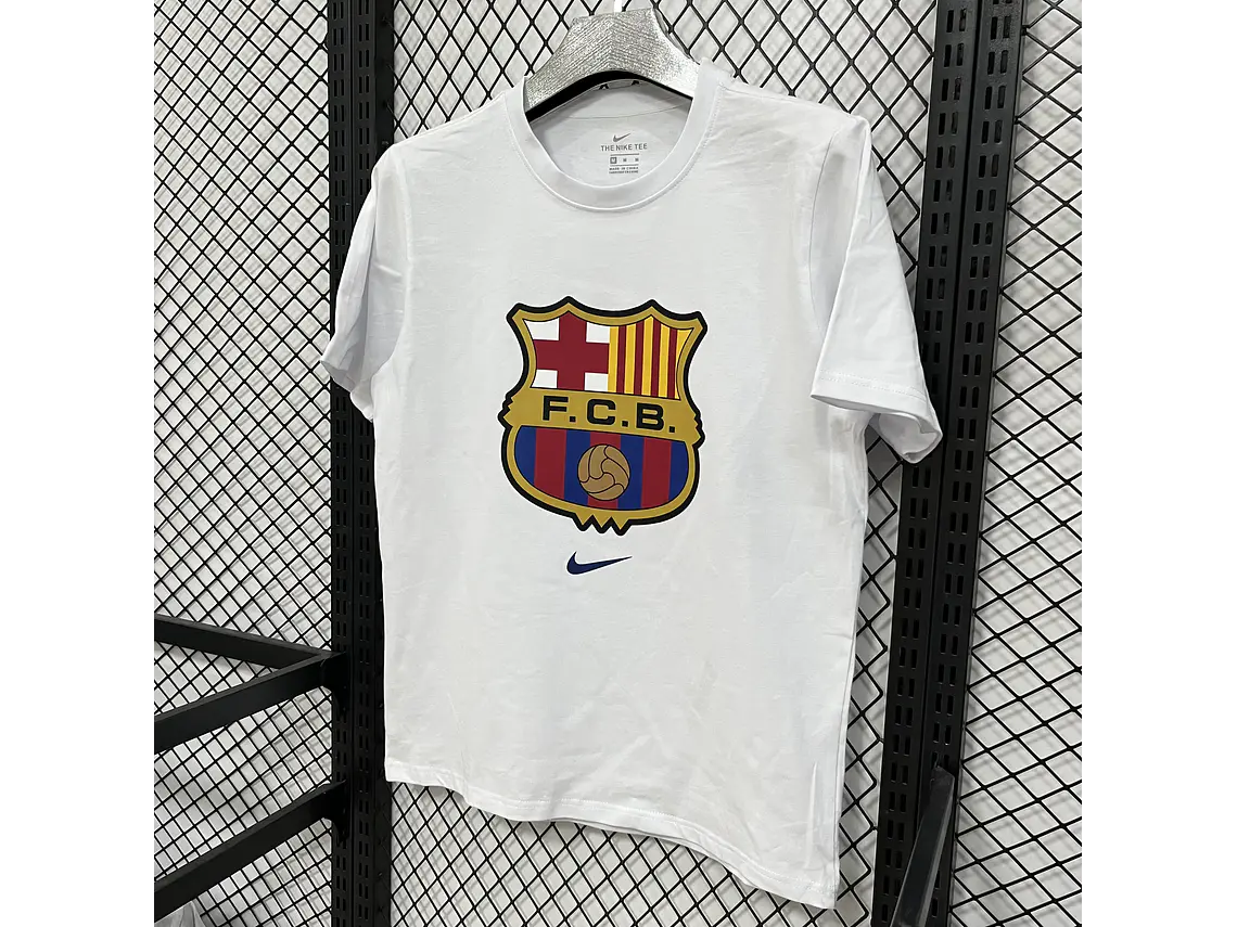 T-shirt Casual Nike Barcelona - Estilo e Paixão Culé  4