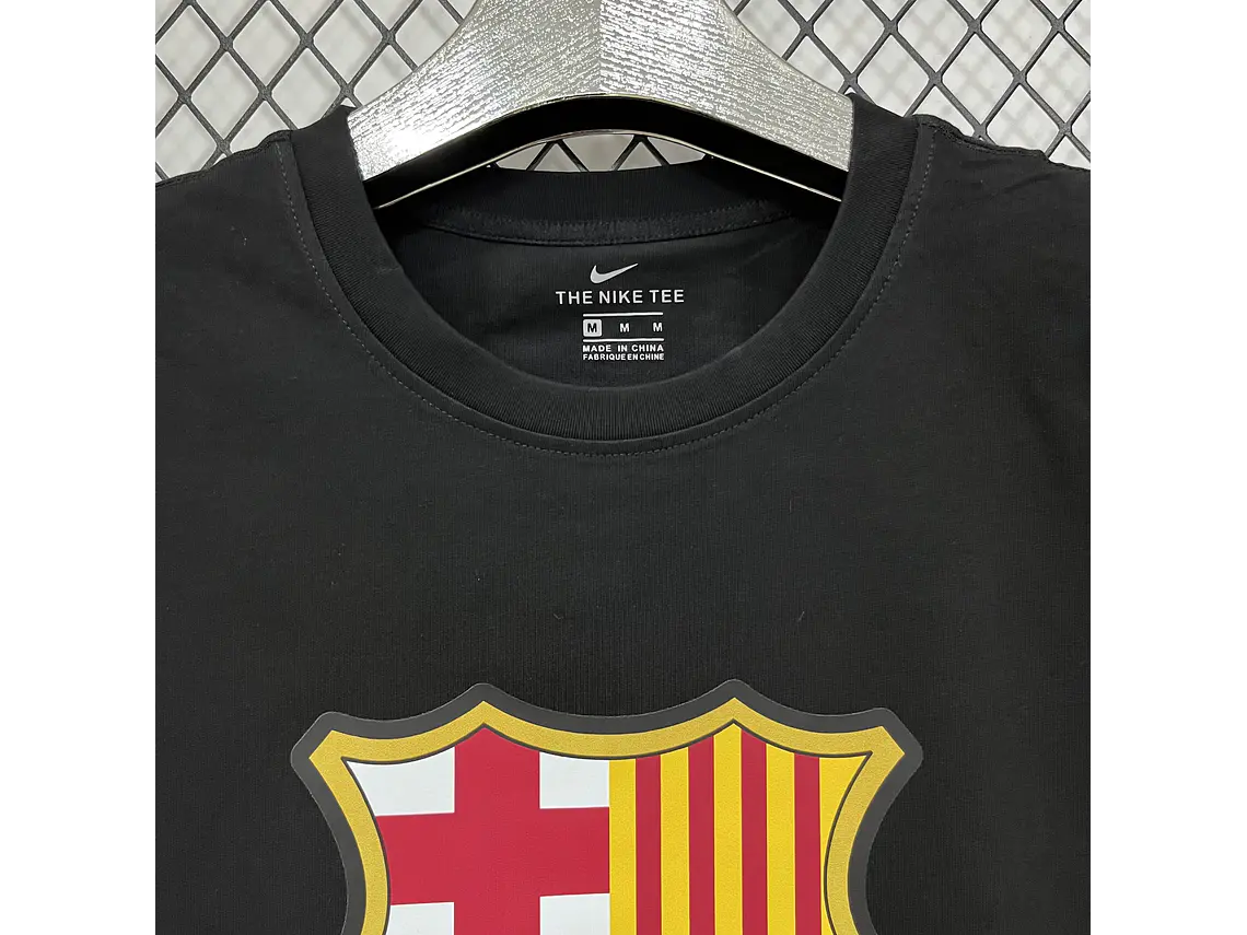 T-shirt Casual Nike Barcelona - Estilo e Paixão Culé  13