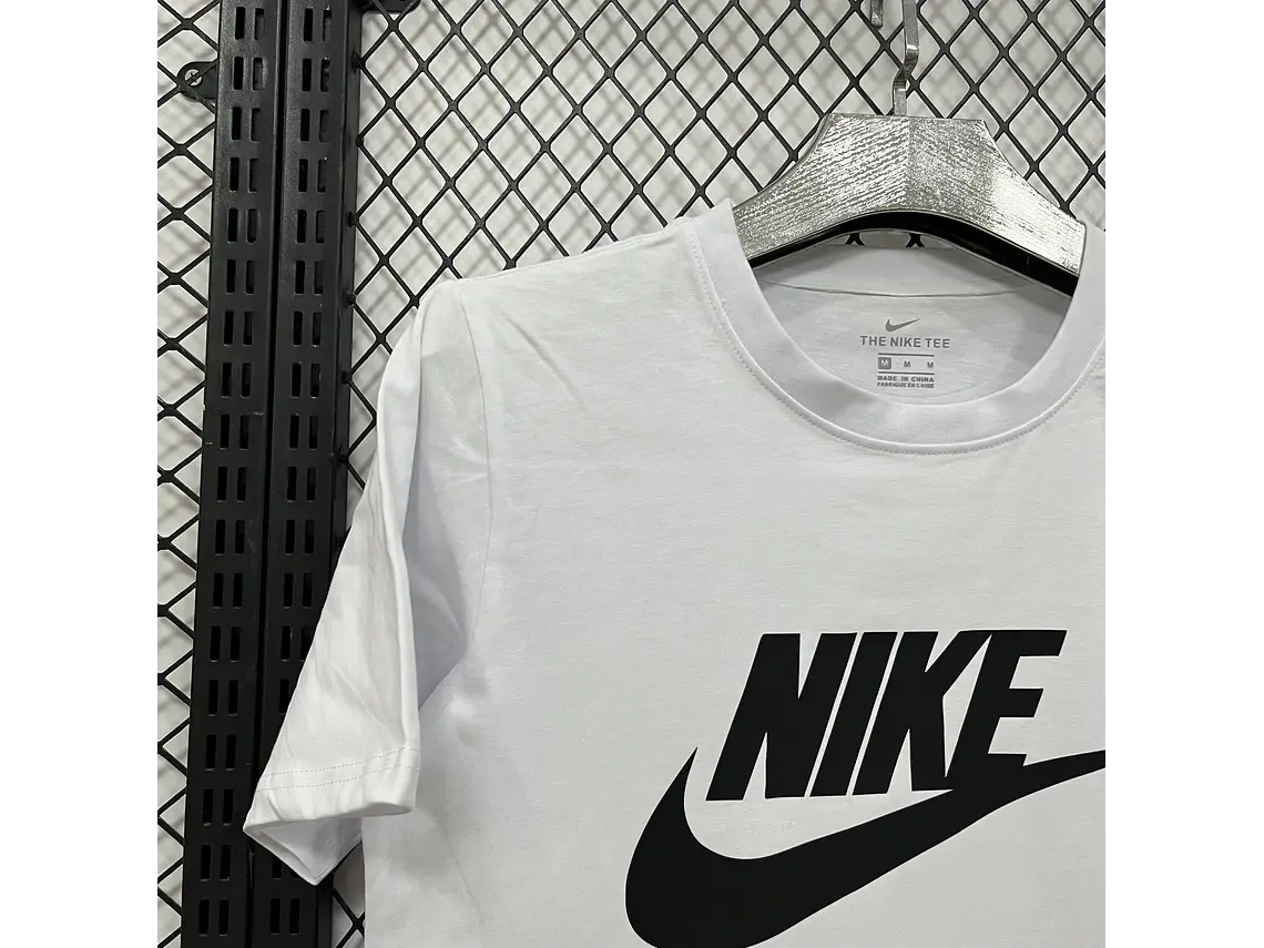 T-shirt Algodão Nike - Conforto Clássico para Tamanhos S ao 4XL 4