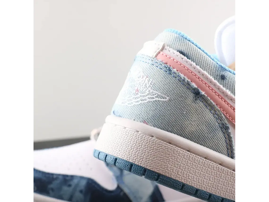 Ténis Air Jordan 1 Retro Low – Herança e Estilo 4