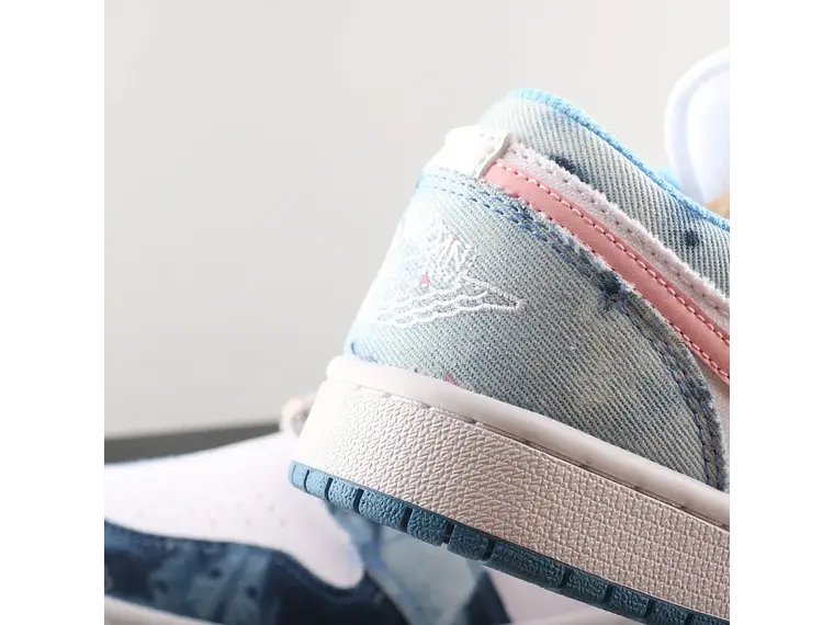 Ténis Air Jordan 1 Retro Low – Herança e Estilo 4