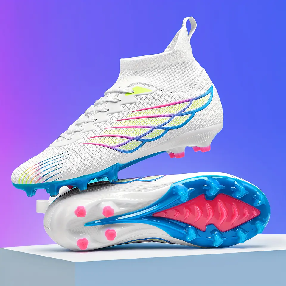 Botas de Futebol Masculinas de Alta Qualidade com Cabedal Sem Costura, Novos Tênis para Gramado Externo, Antiderrapantes, Resistentes ao Desgaste, Oferecem Super Aderência, Protege... 13