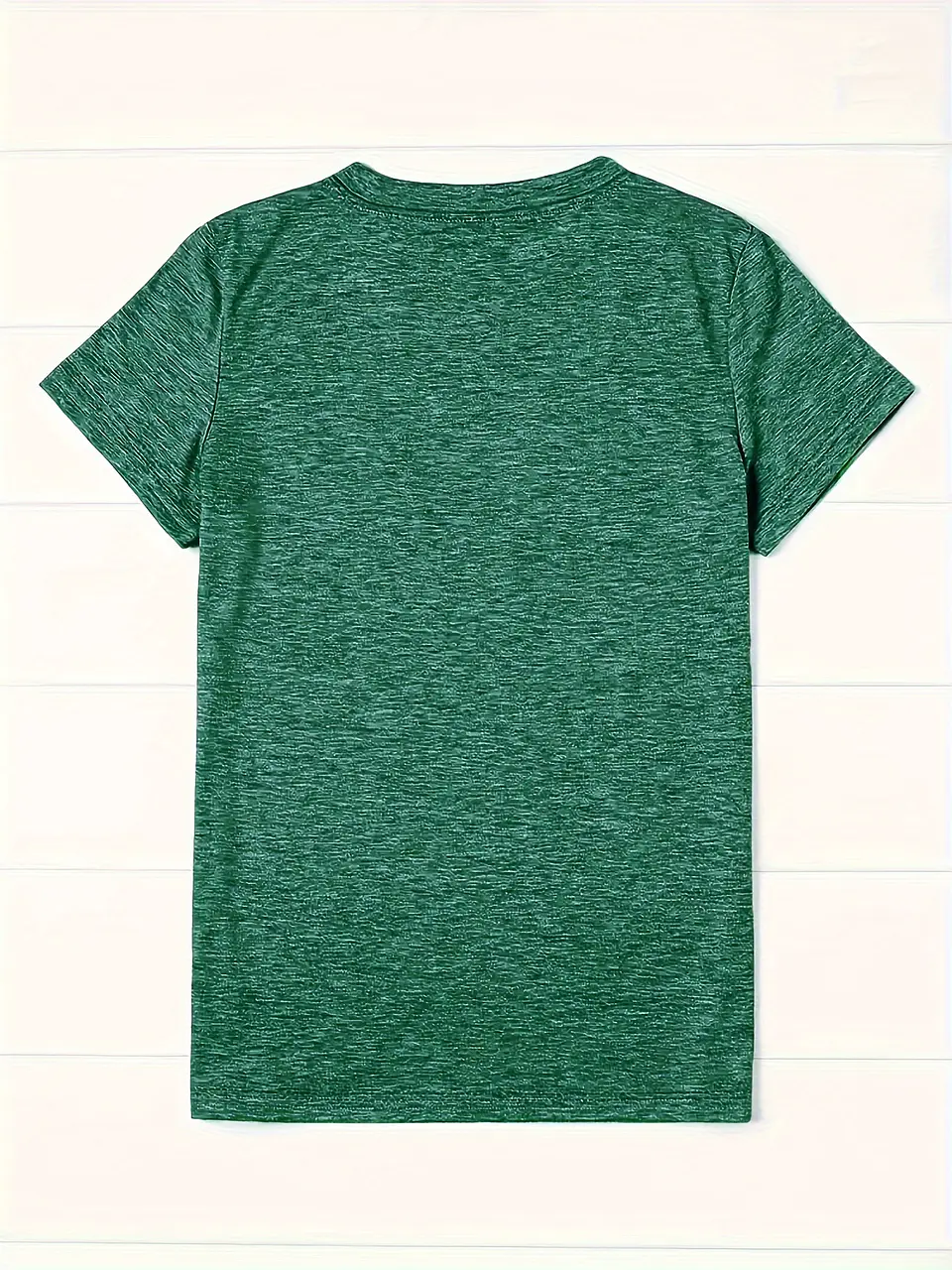 T-shirt elegante de manga curta com gola redonda, ideal para presentes de moda feminina, com estampados divertidos em português, perfeita para fotografia de moda, deslocações, féri... 10