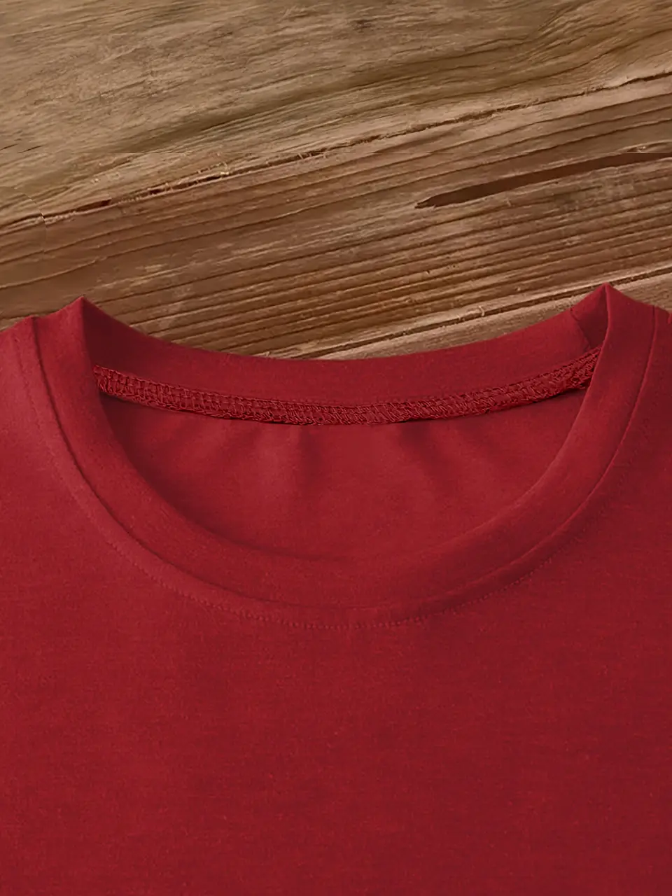 Conjunto 5 Camisetas Retrô Femininas | Estampas Florais e de Corações 16