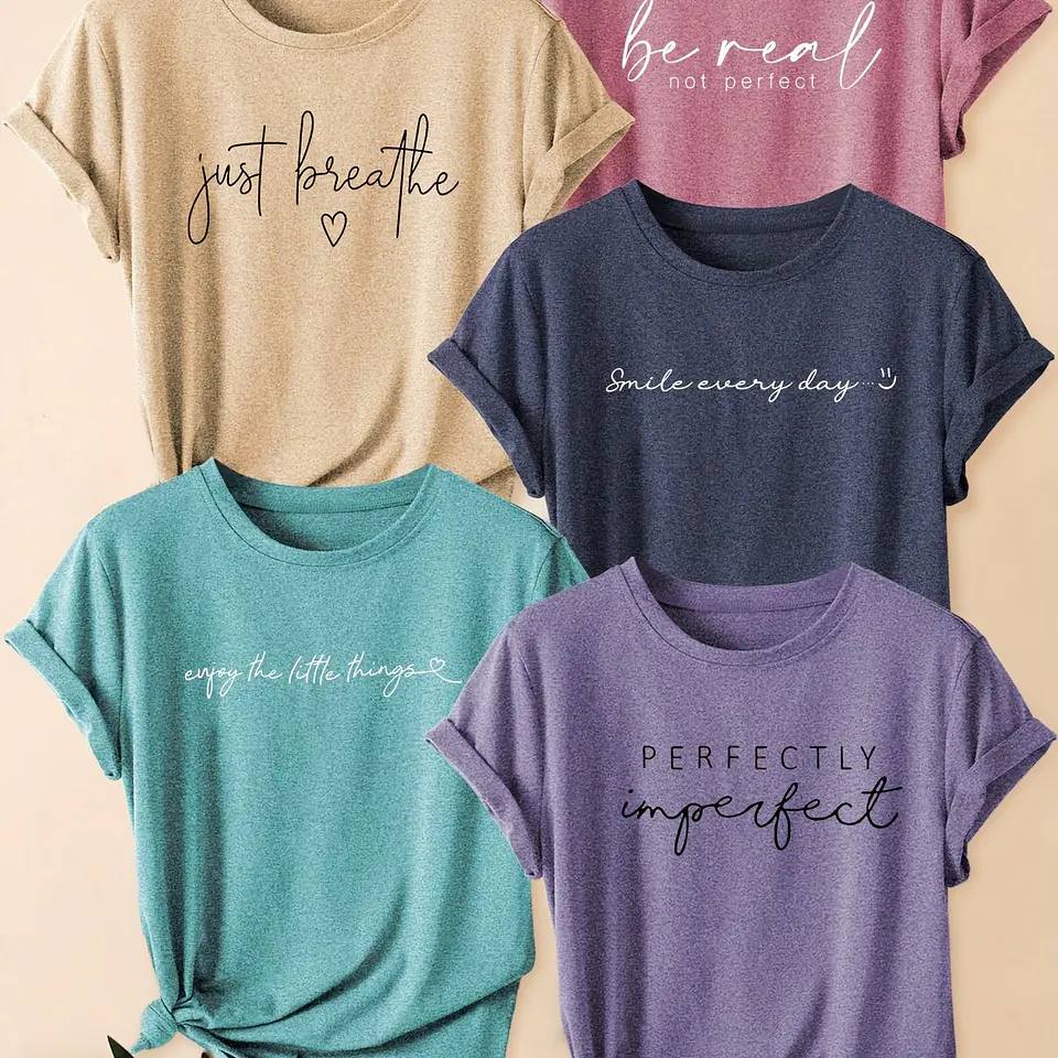 Conjunto 5 T-shirts Femininas | Preto e Branco com Estampas Retro Modernas  3