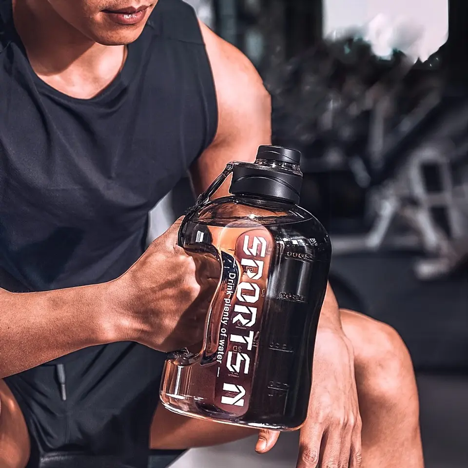 Garrafa de Água Desportiva 1700ml com Canudo | Material PC e Tampa com Palhinha 8