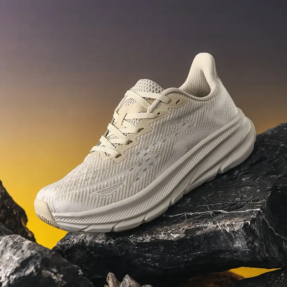 Tênis de corrida masculino de luxo para casal, tênis ao ar livre, amortecimento, malha respirável, fora de estrada, treinador, sapatos de corrida antiderrapantes, moda 8