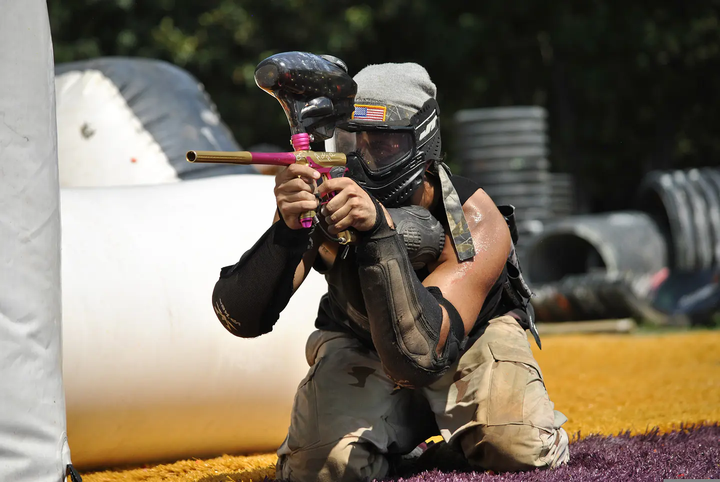 TIRO E PAINTBALL