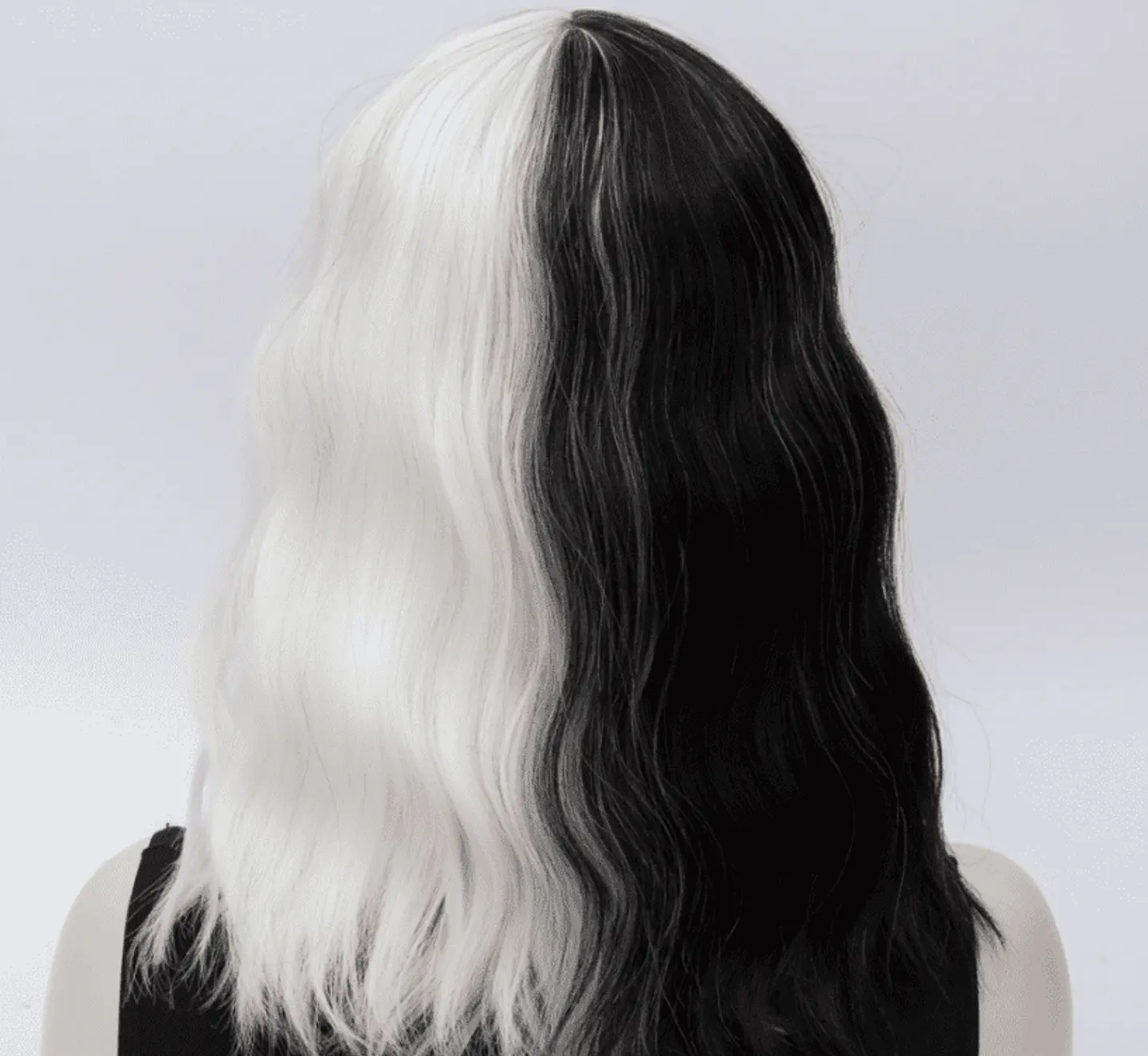 White Kinky Cosplay Synthetic Short Wig 4
