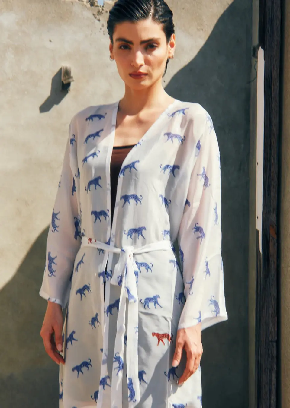 Leopard Luxe Printed Short Kimono - Blue & White Beach Cover Up 3