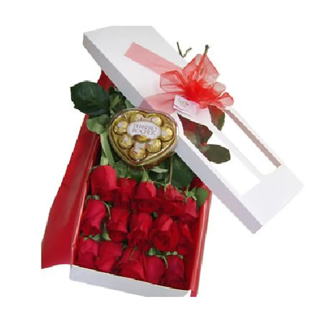 Caja de 15 rosas y chocolates corazón Ferrero Rocher | Envía Pasión y Amor 1