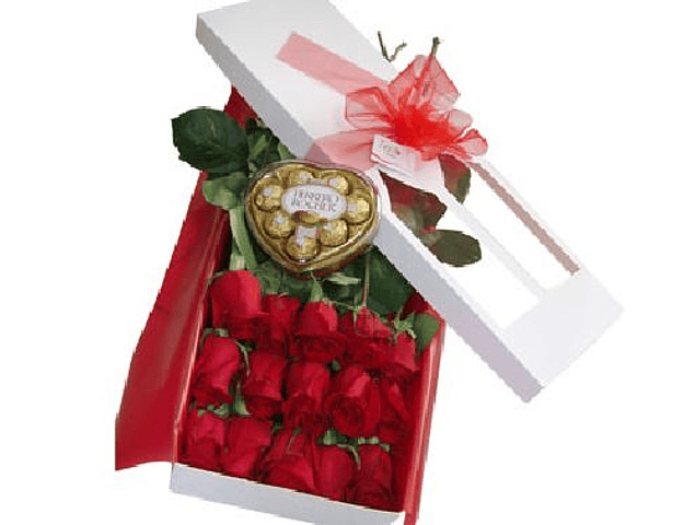 Caja de 15 rosas y chocolates corazón Ferrero Rocher