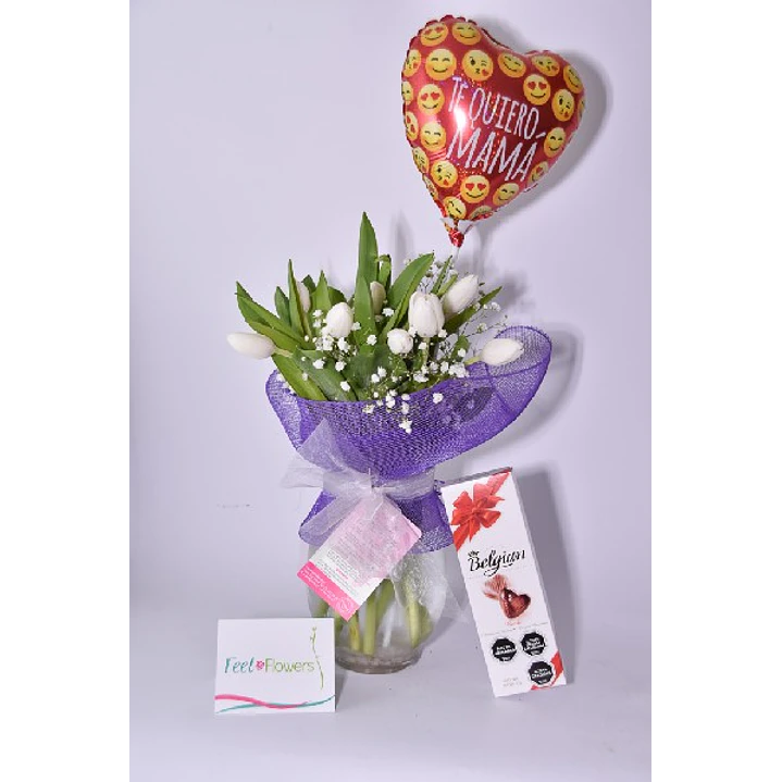 Florero de 10 tulipanes con globo mamá y chocolates 1
