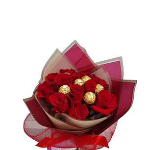 Ramo de 12 rosas más bombones  | Expresa tu Amor Inolvidable 