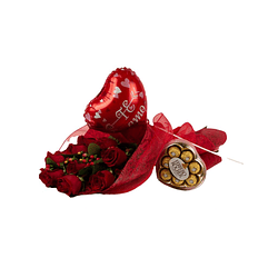 Ramo de 12 rosas con globo y chocolates corazón Ferrero