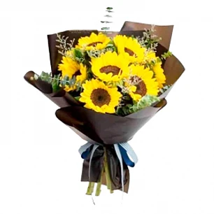 Ramo de 10 girasoles y eucaliptus