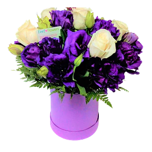 Rosas y lisianthus en caja morada