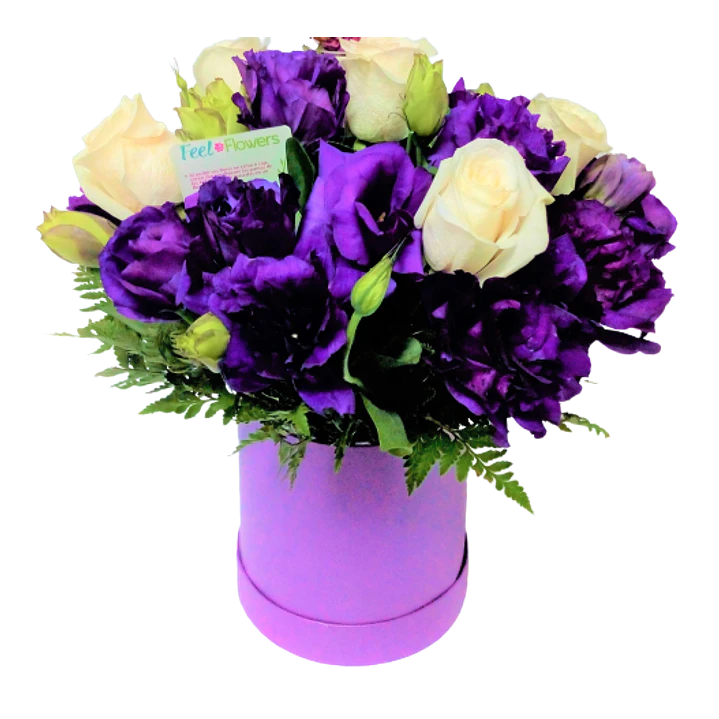 Rosas y lisianthus en caja morada 1