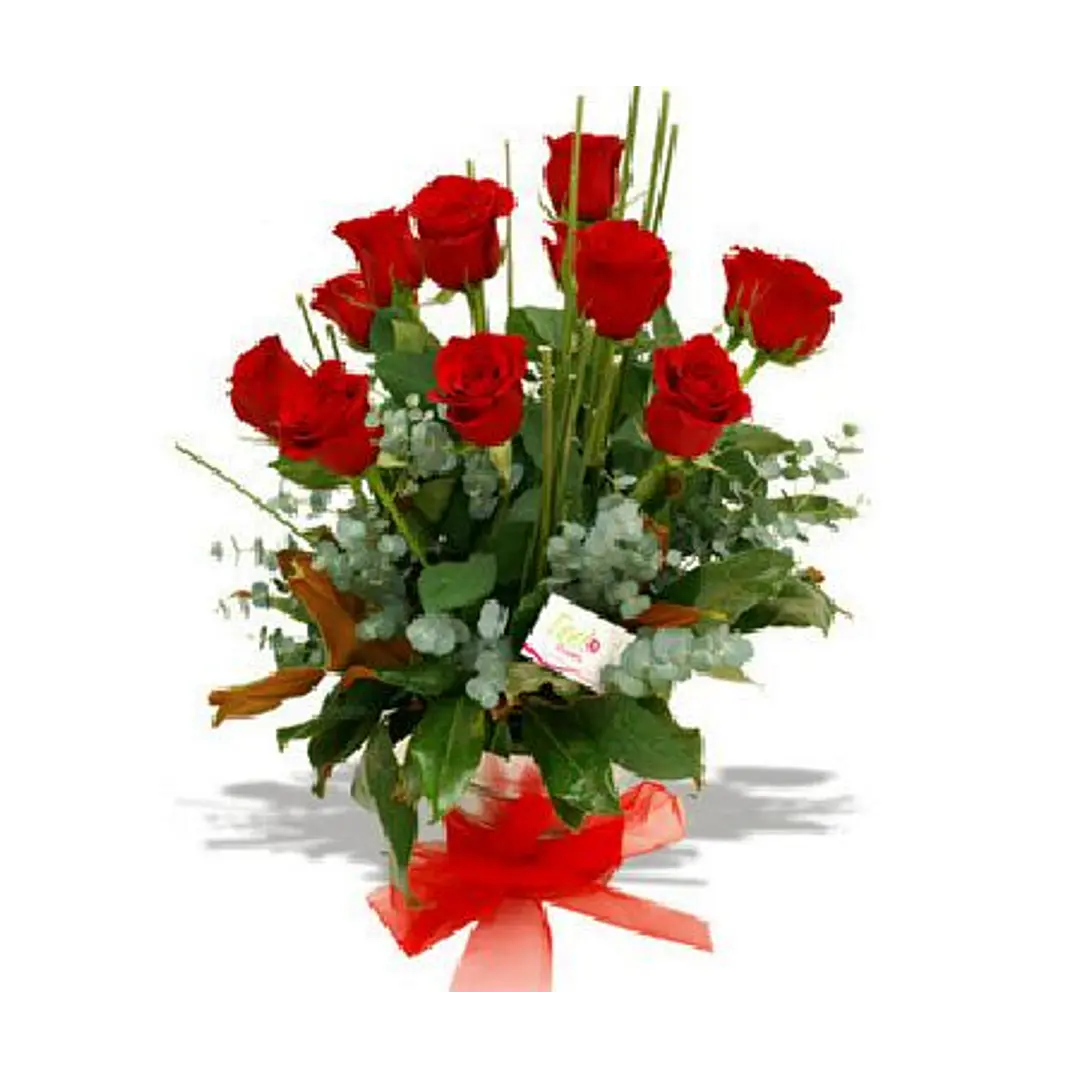 Arreglo de 12 rosas | Regala Amor y Consideración a tu pareja 1