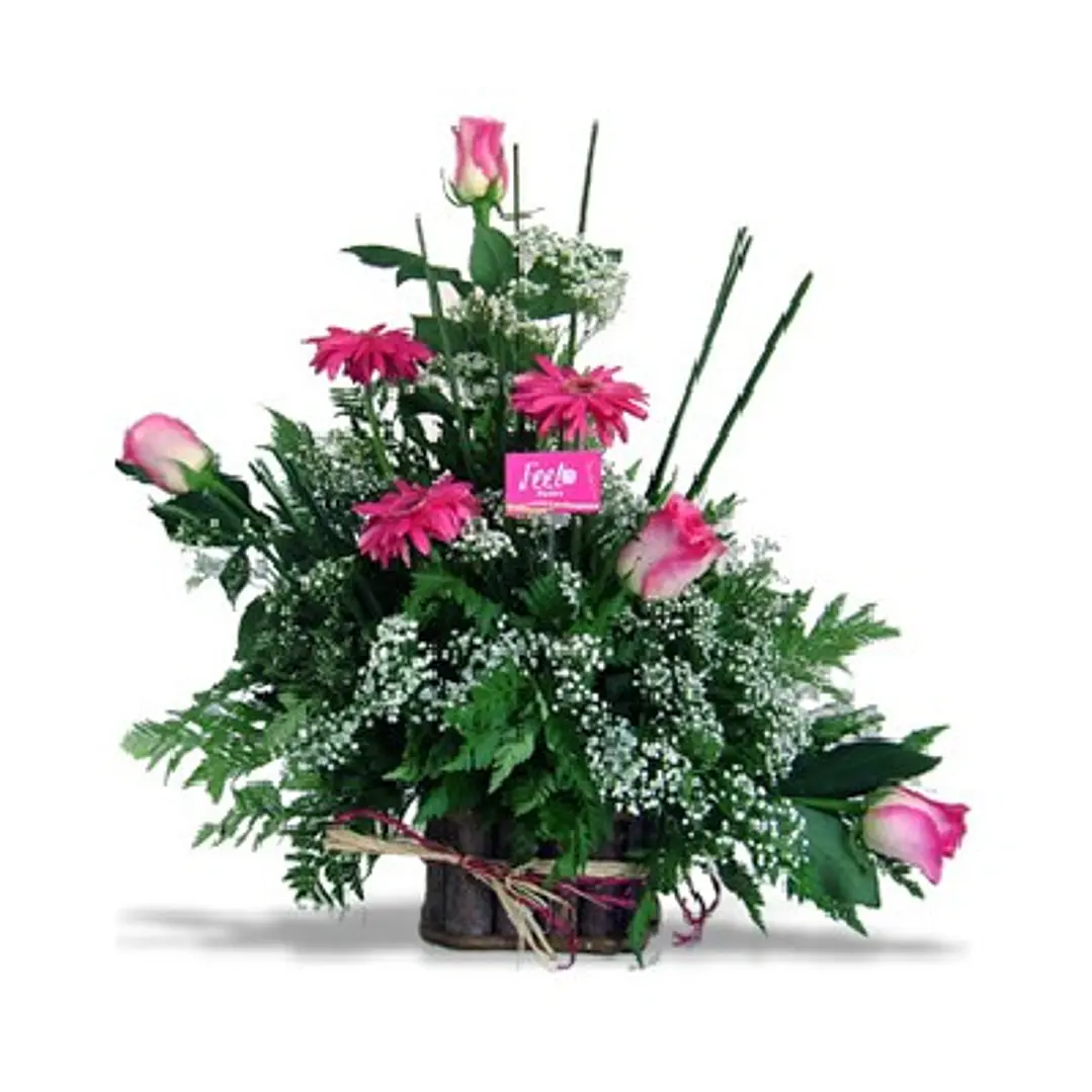 Arreglo floral rústico rosas y gerberas 1
