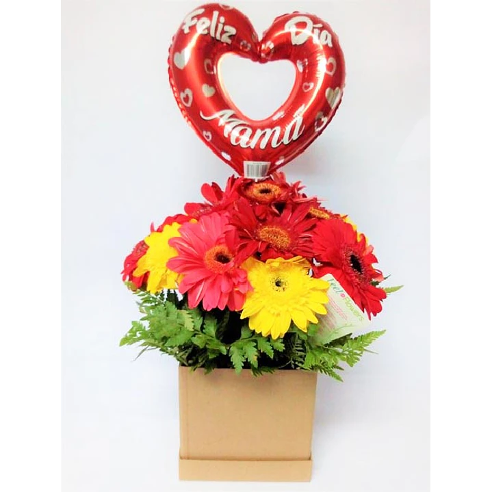 Gerberas en caja kraft con globo mamá 1