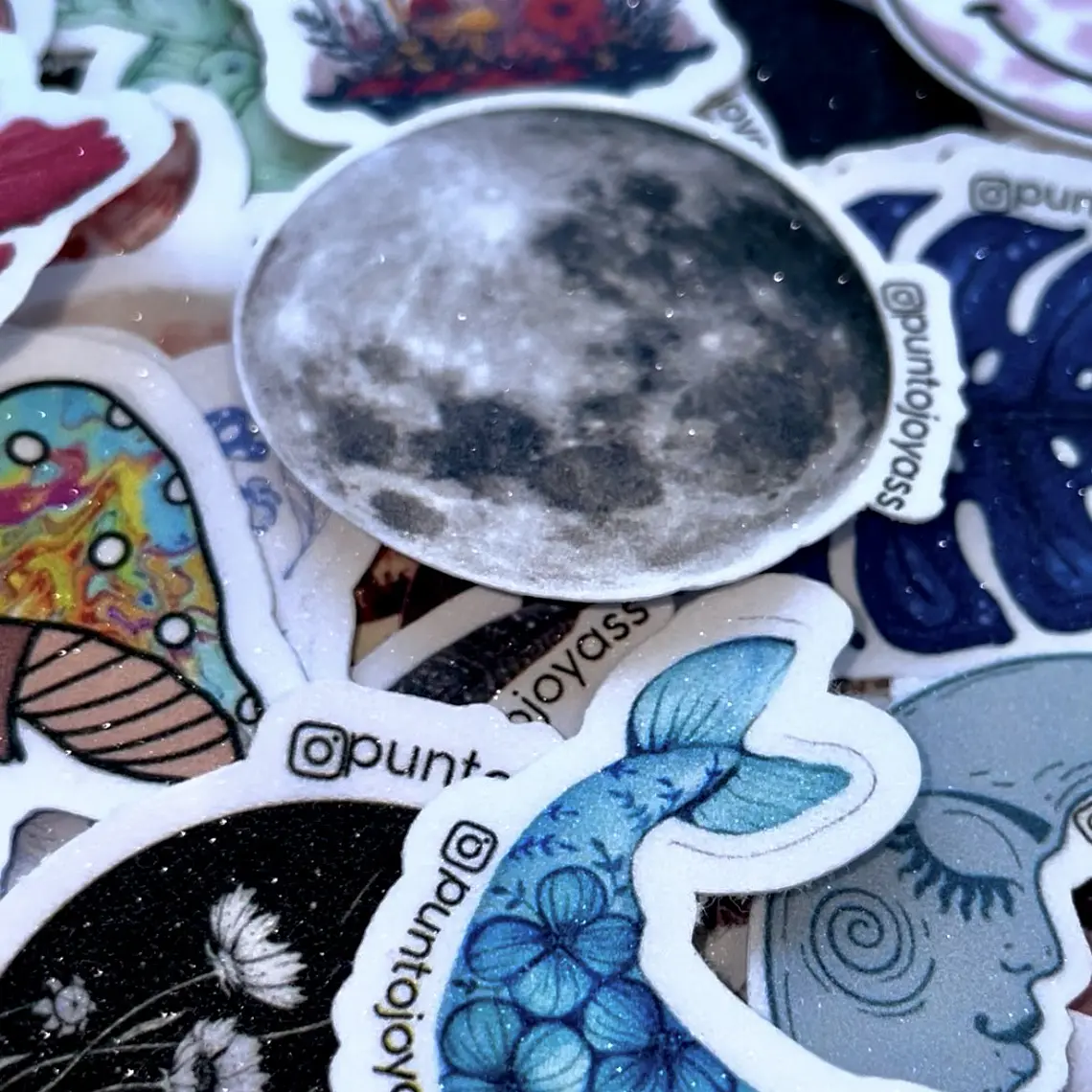 Stickers Laminados (mate, tornasol, puntos brillantes) 11