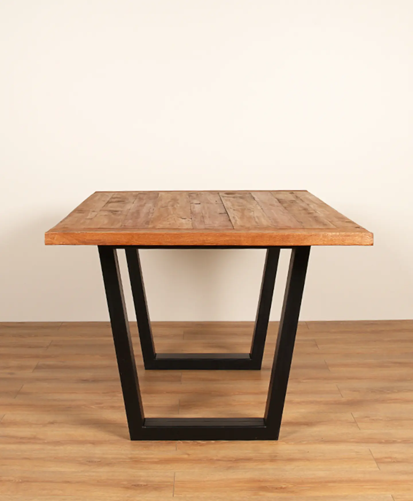 Mesa de Comedor Bretaña 3