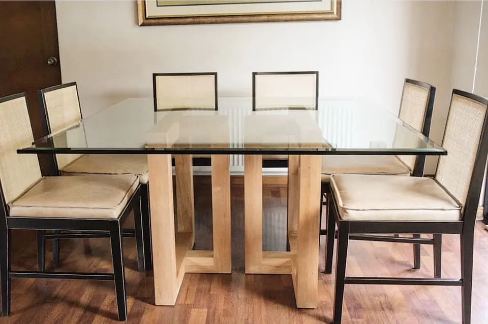 Comedor Mega 4