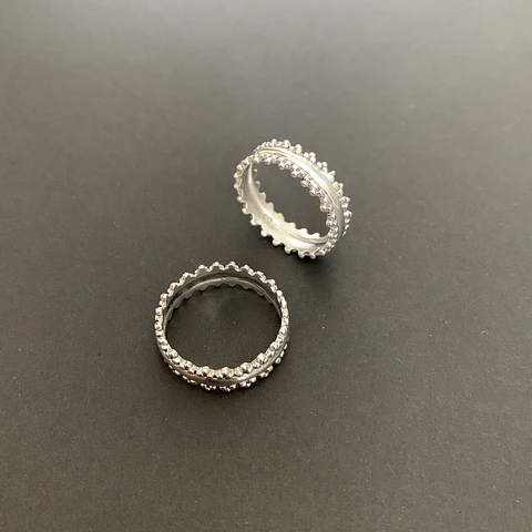 anillo argolla puntitos | PLATA