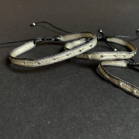 PULSERAS DE SEDA | PLATA