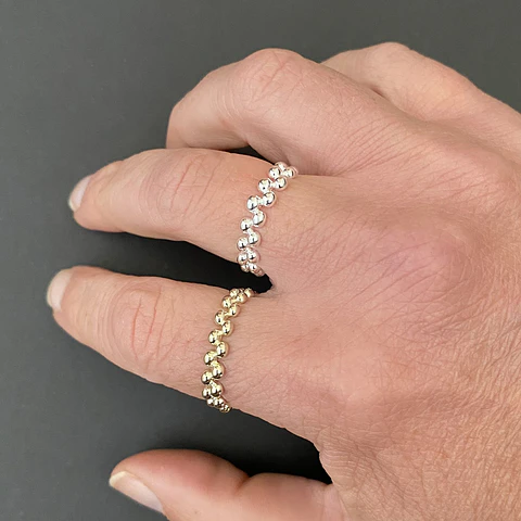 Anillo 2 lineas bolitas | ENCHAPE ORO Y ENCHAPE PLATA