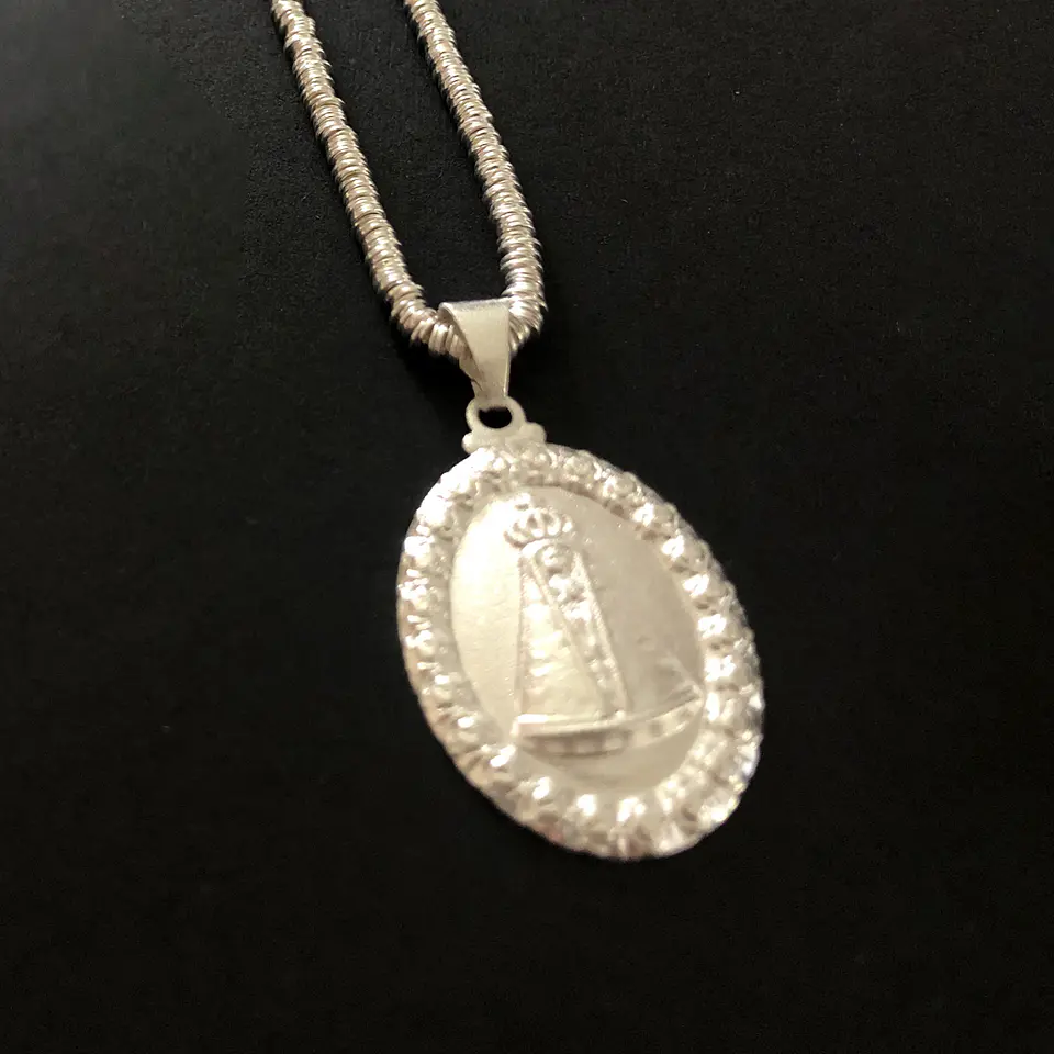 COLGANTE VIRGEN DE LA DULCE ESPERA | BAÑO ORO Y BAÑO PLATA 4