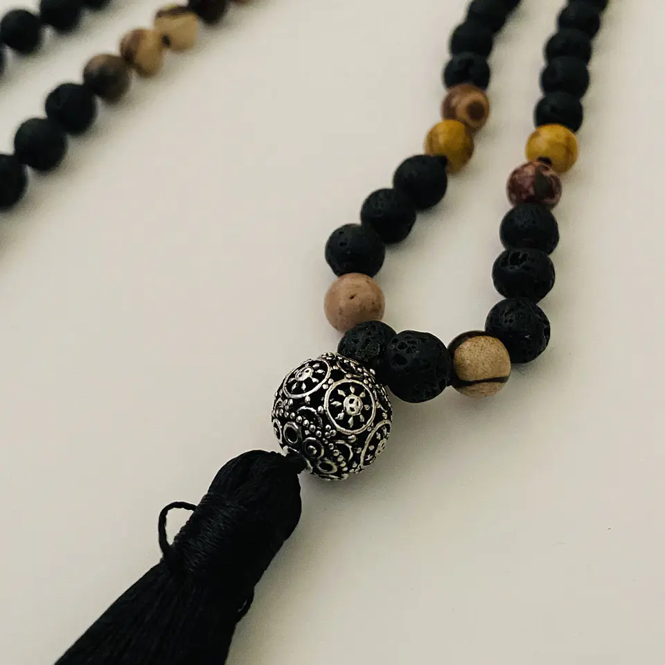 COLLARES LARIAT 6