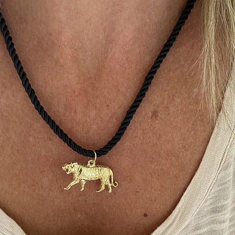 COLLARES CORDÓN TIGRE | BAÑO ORO