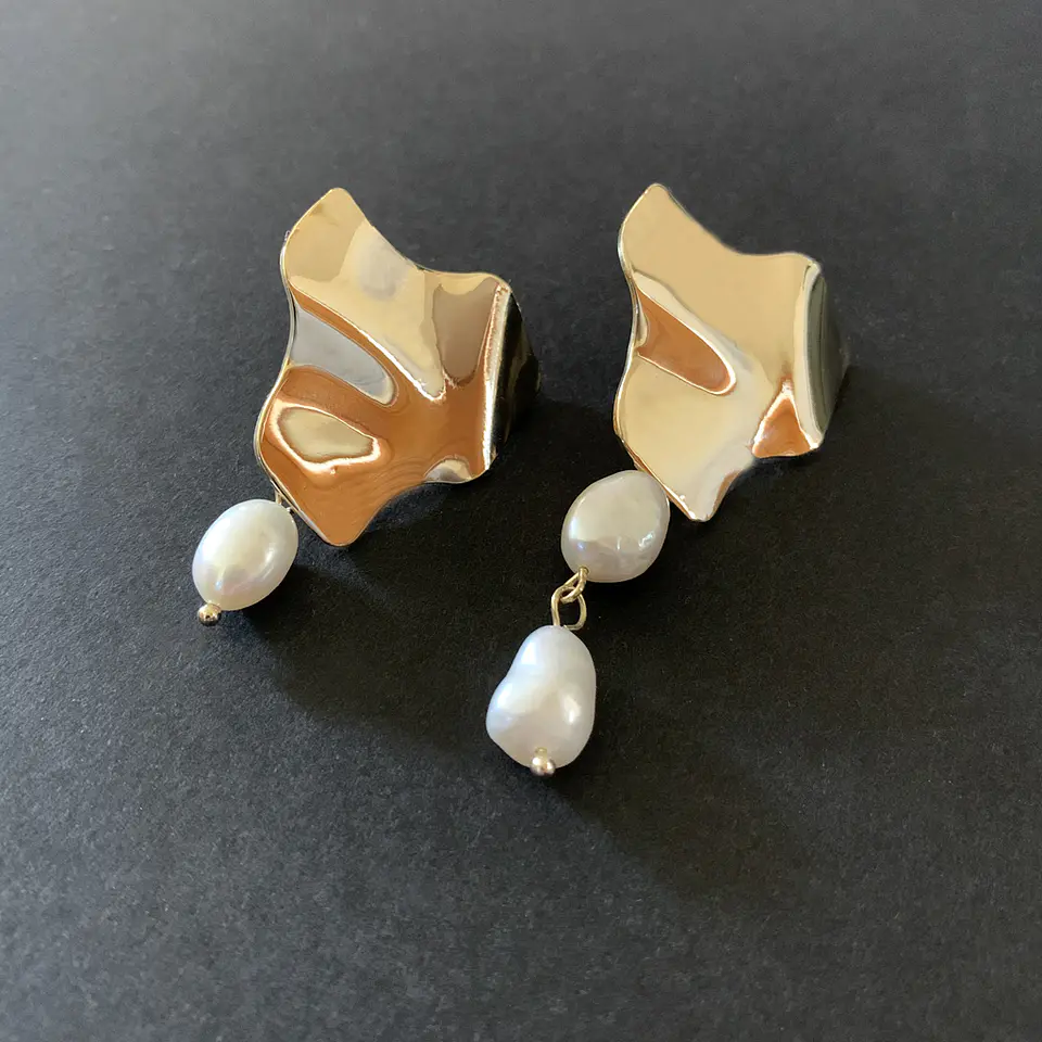 AROS CANDELARIA ASIMÉTRICOS | BAÑO ORO 1
