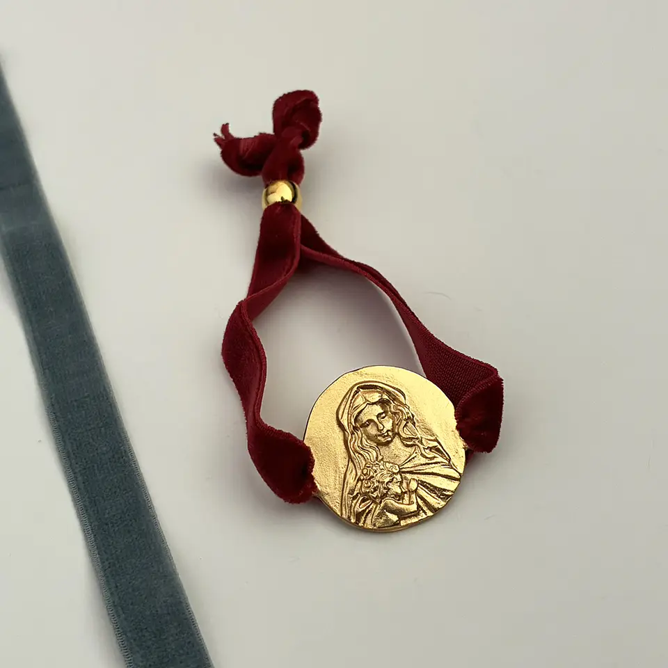 PULSERAS VELVET VIRGEN DE LA ALEGRÍA | ENCHAPE ORO 5