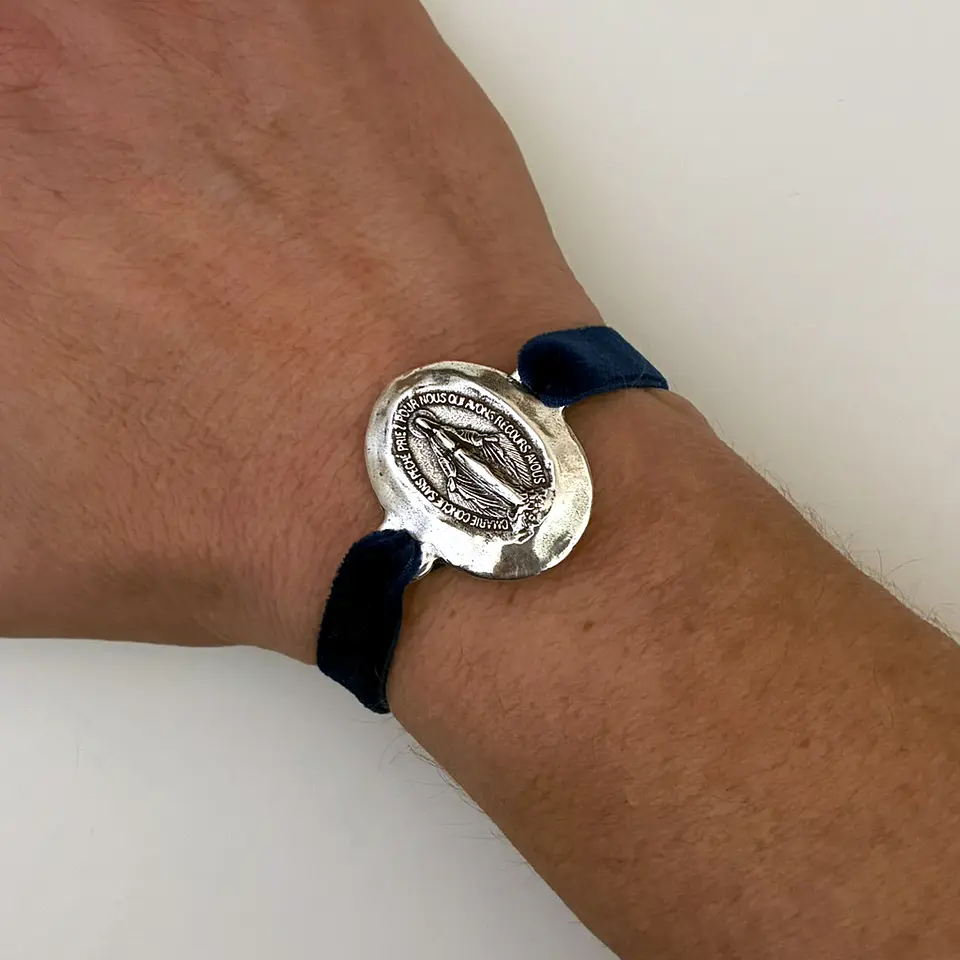 PULSERAS VELVET VIRGEN MILAGROSA | ENCHAPE ORO Y ENCHAPE PLATA 1