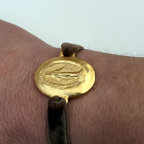 PULSERAS VELVET VIRGEN MILAGROSA | ENCHAPE ORO Y ENCHAPE PLATA