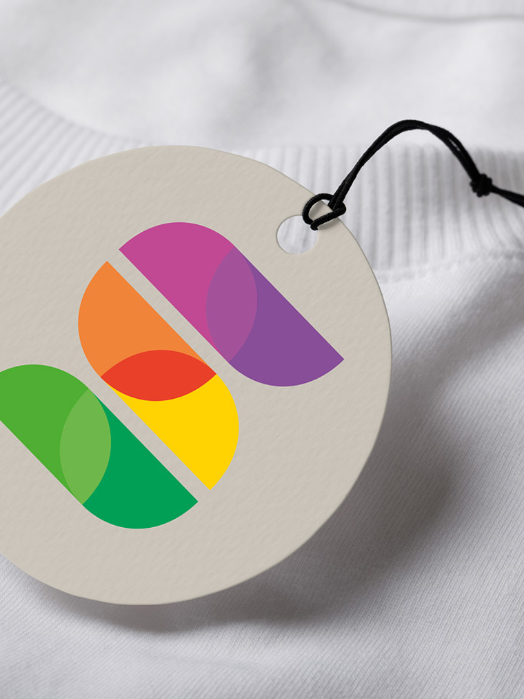 HANG TAG REDONDO (6x6 cm.) 1